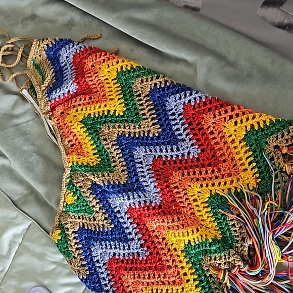 Multi color crochet halter with Fringe - Picture 4 of 5